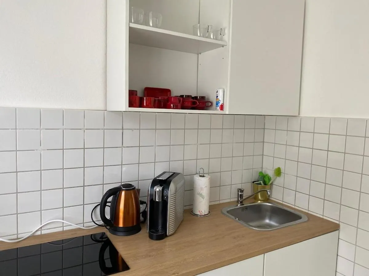 Cozy Apartment 6 At Cathedral 科隆 0*,  德国
